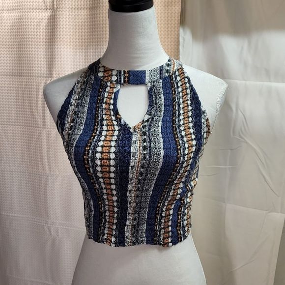 ontwelfth Tops - Ontwelfth Smocked Cropped Halter Top, Size Small